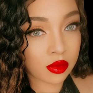 Mistress Yuna avatar