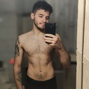 OfficialLeoLove avatar