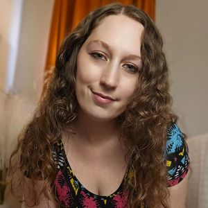 Lizzy Maestro avatar