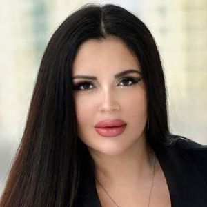 RadiantLola avatar
