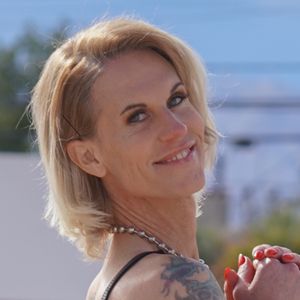 Ria_Bentley avatar
