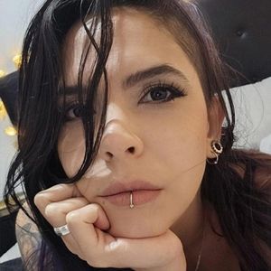 LexxiandLogan avatar