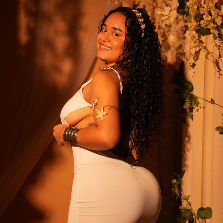 SabrinaSharkk session image