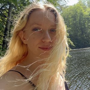 Sarahissoaked avatar