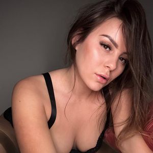 Suraya Stars avatar