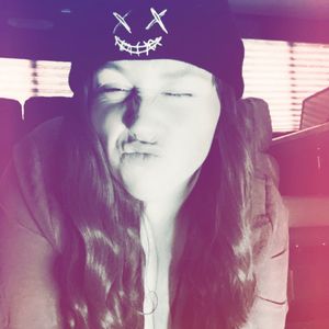 TwoPunksTori avatar
