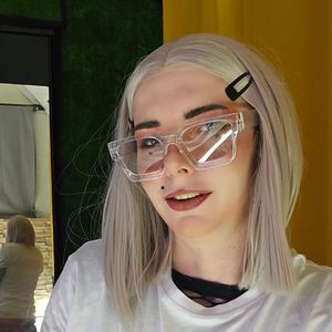 YOUR_AUNT avatar