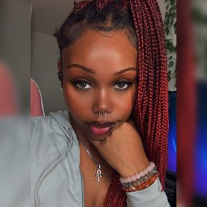 AshleyMoonrox avatar