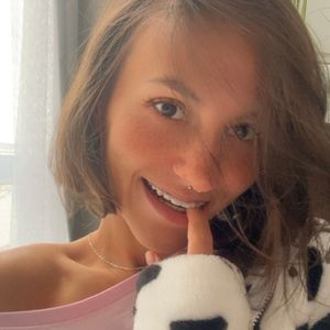 baby_carrie avatar