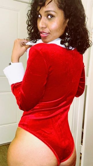 Profile picture of HornyLily