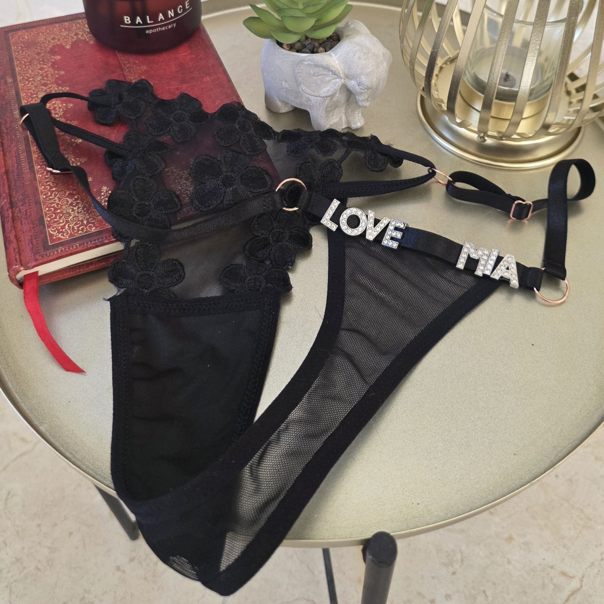 Signature Piece Black Mesh Thong