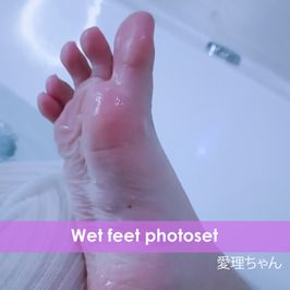 My wet Feet Photoset