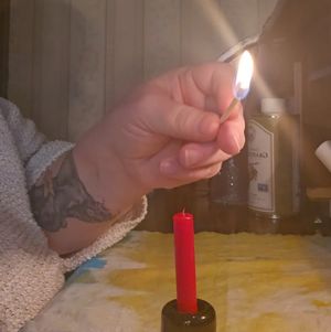 Lighting the Spell : Candle  Ritual Moment