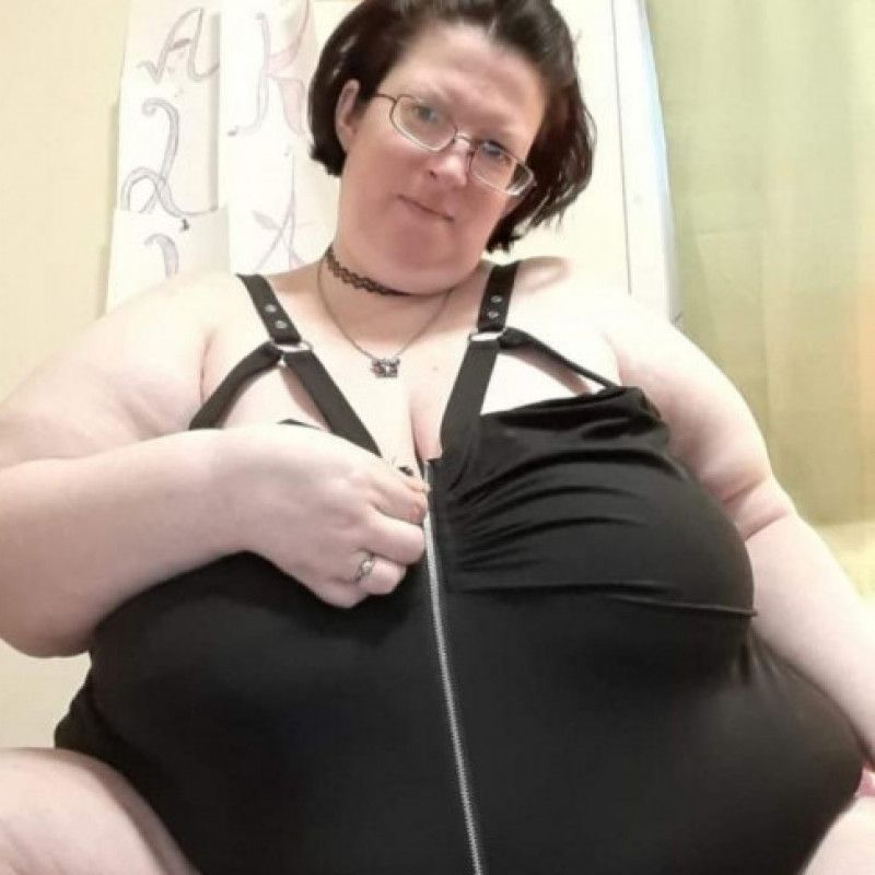 Zipper tease