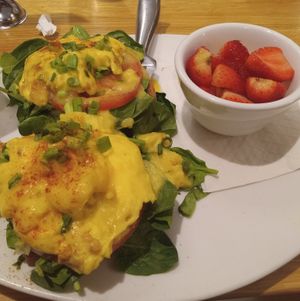 Eggs Benedict Noms