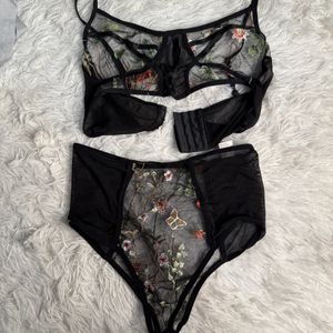 Black Floral Lace Lingerie Set