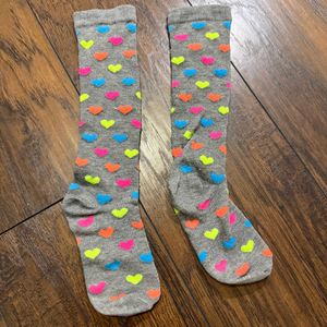 Neon Heart Gray Knee Socks