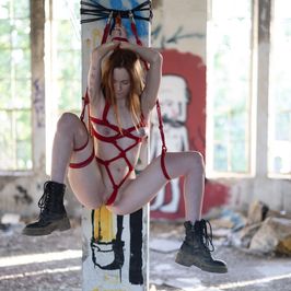 OUTDOOR SHIBARI SHOOTING
