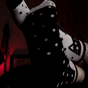 Black and white socs