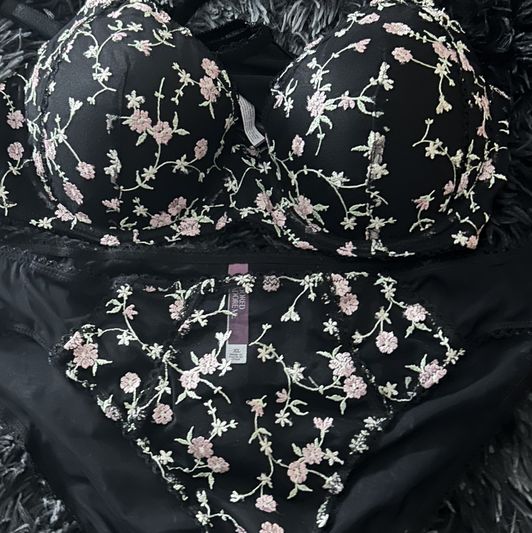 PANTIES and BRA SET