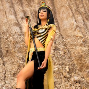 Cleopatra Photoset