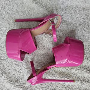 Platform ultra high heels