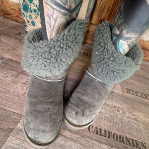 Lambskin winter boots grey EU 39 womens unisex