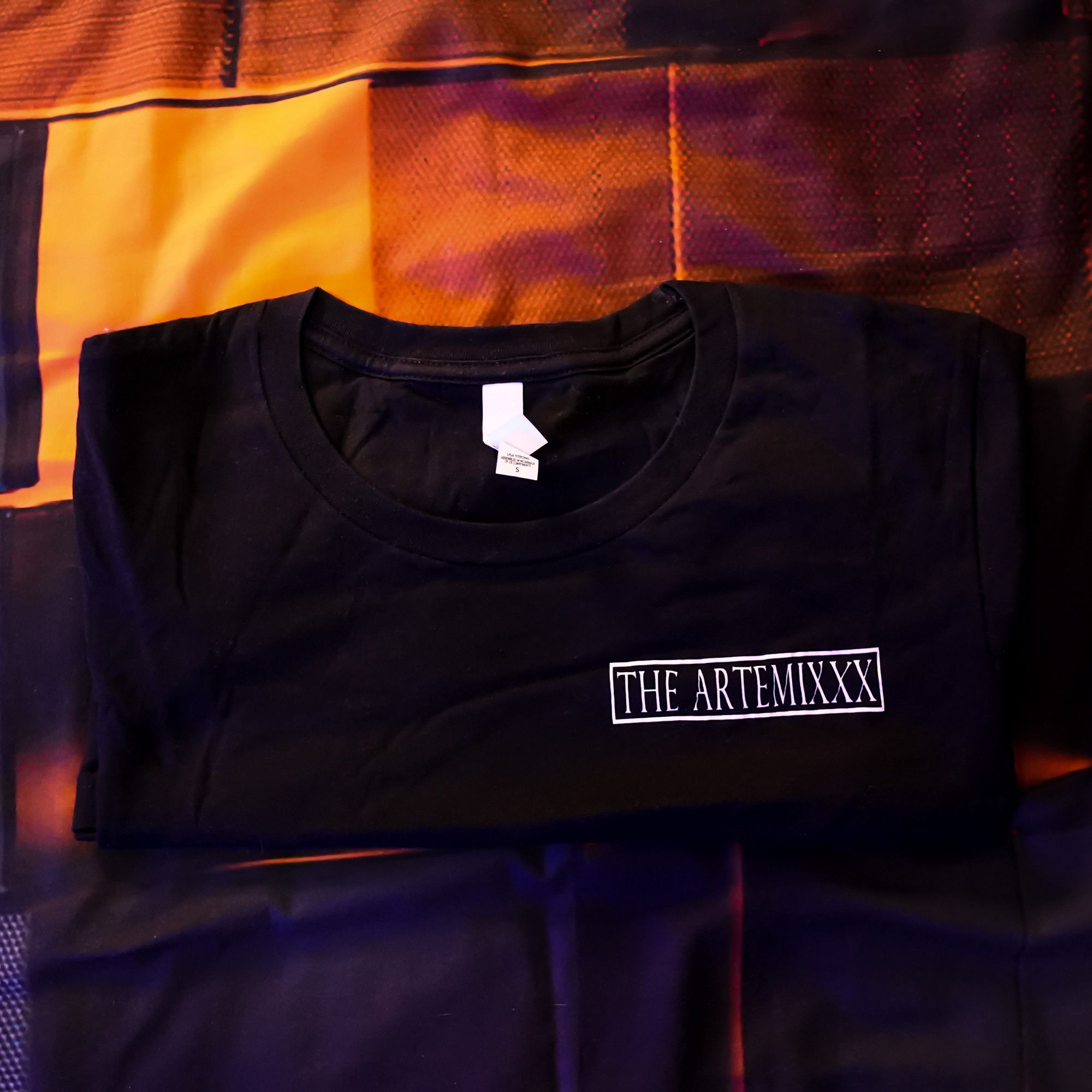 Front TheArtemiXXX Box Logo Blk Tee