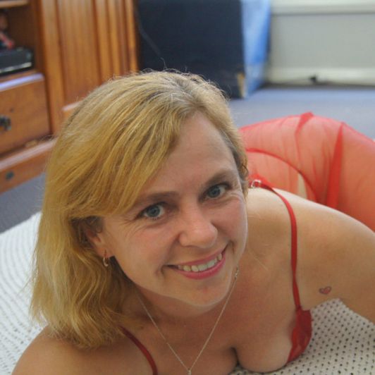 Red Lingerie 20 Picture Set