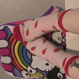 Worn strawberry socks W BONUS CONTENT