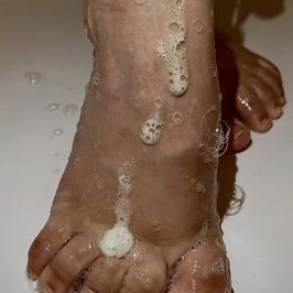 ALL OF MY FEET PICS