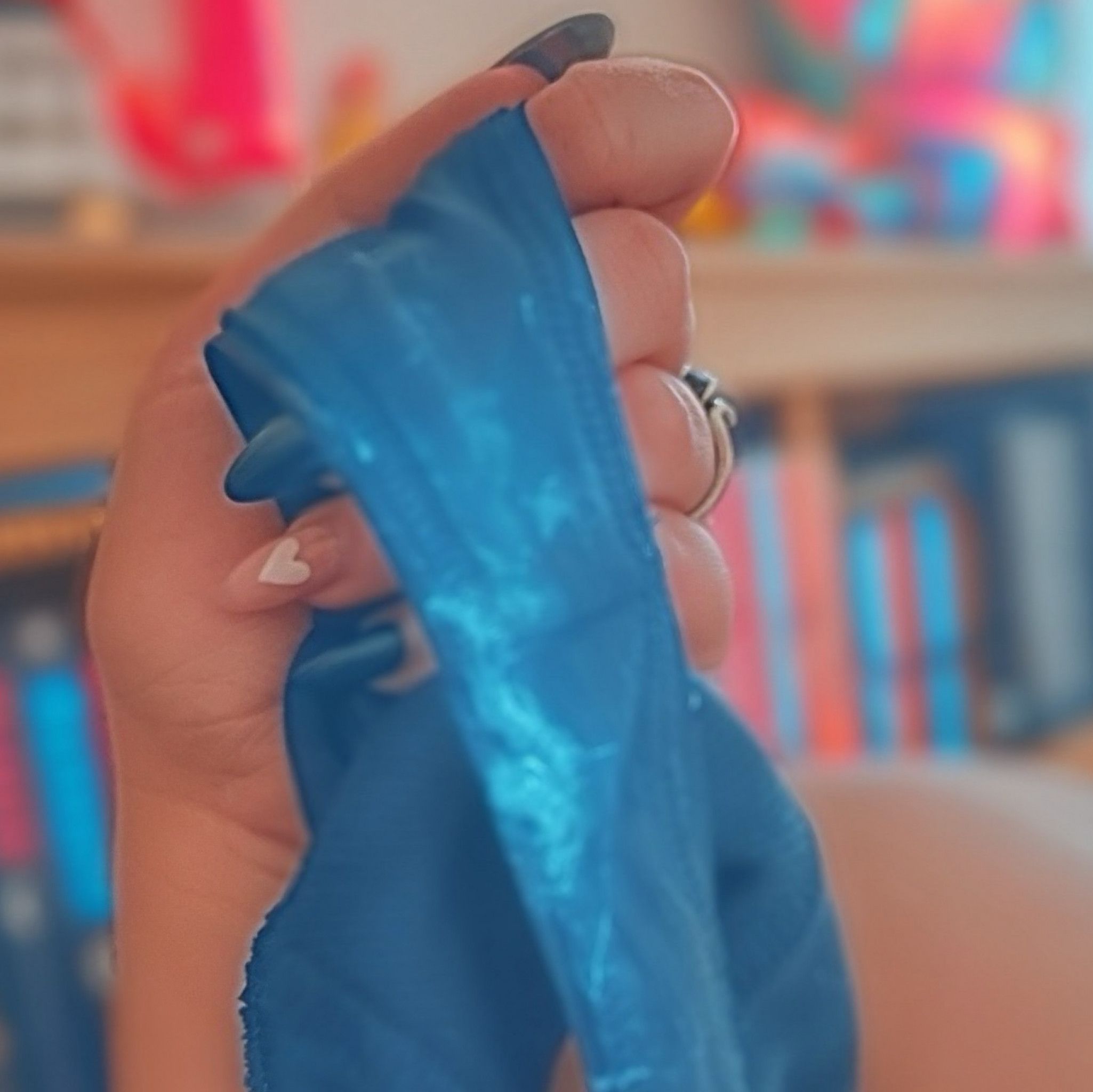 Used Victoria secret thong!
