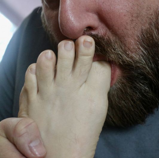 Photoset Feet sniffing and sucking