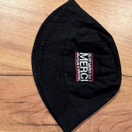 Jacquie et Michel Bucket Hat PreOwned by Crew