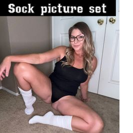 White socks picture set
