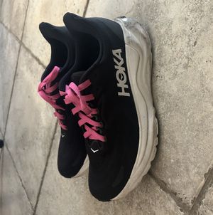 Gym shoes
