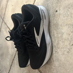 Brooks smelly workout shoes