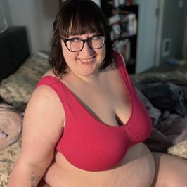 Sweaty sports bra from a bbw
