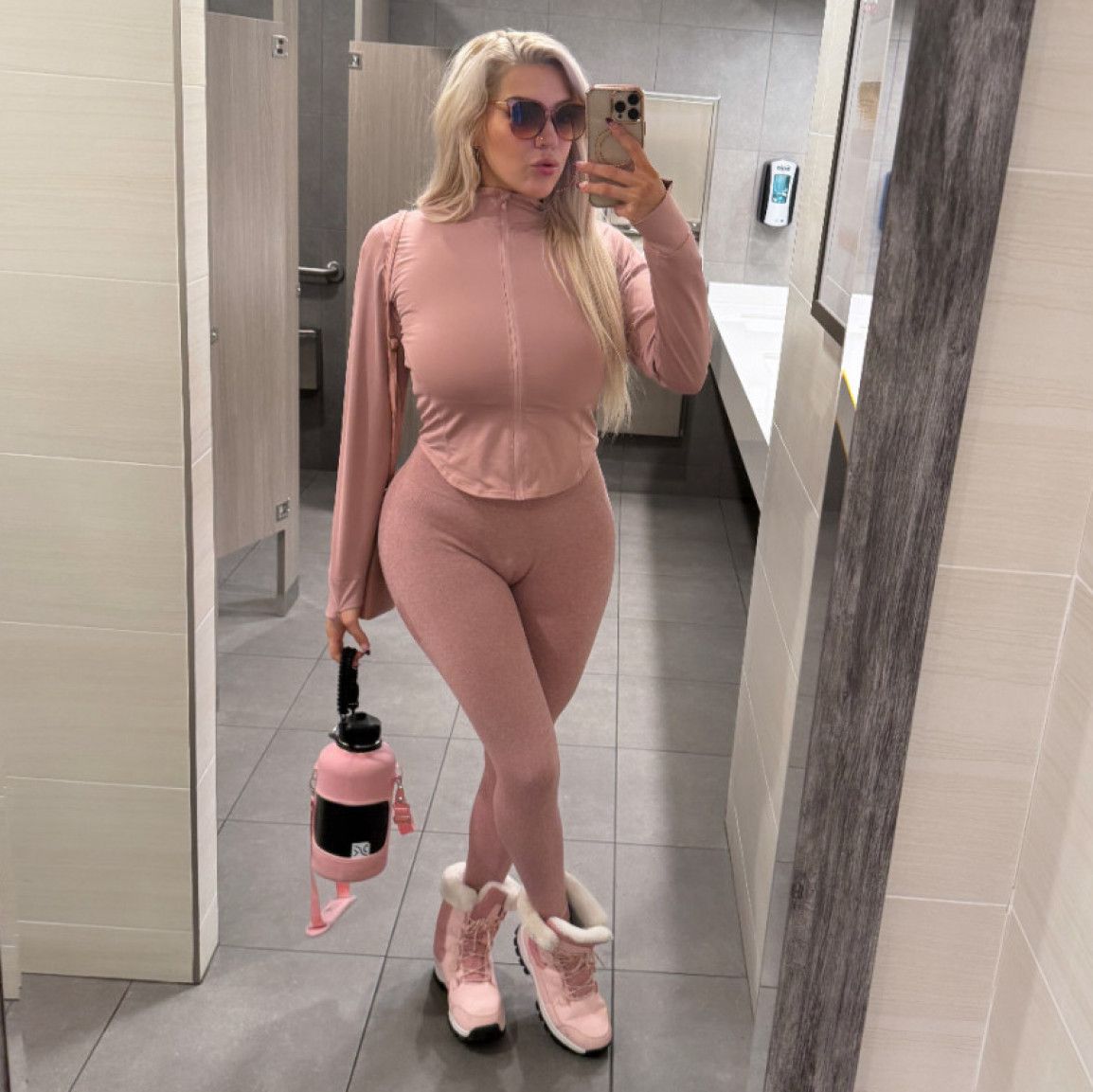 Yes Its Pink Full Outfit