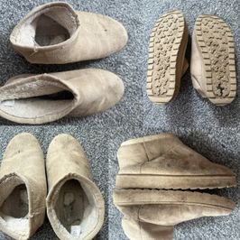 SMELLY OLD UGGS