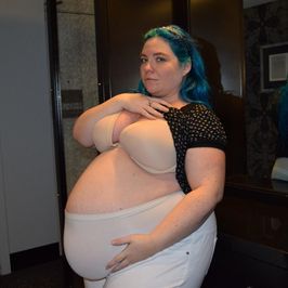 BBW Pregnancy Photoset And Video Package