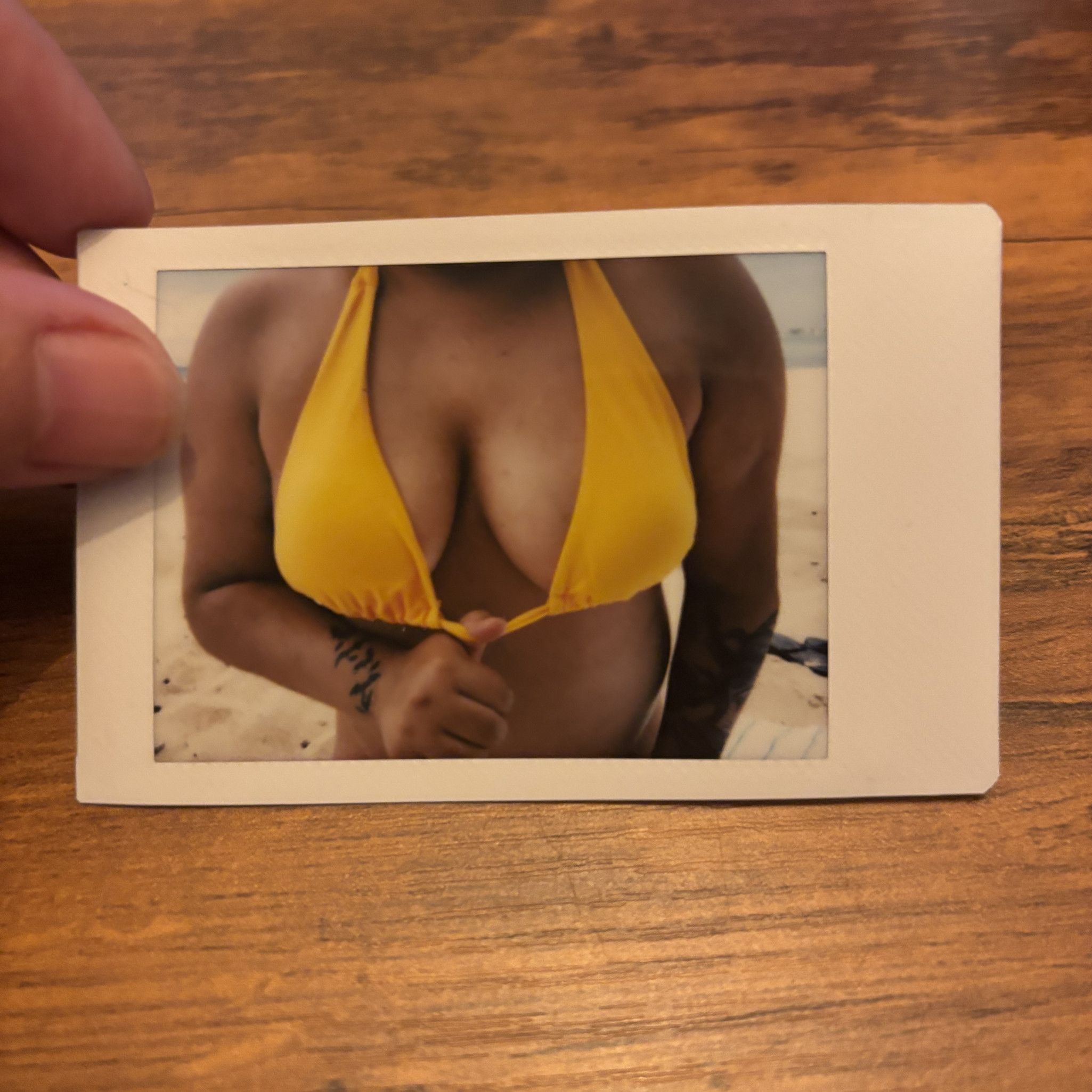 Bikini Polaroid