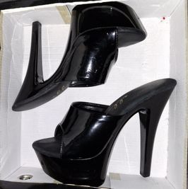 Ellie 601Vanity Platform Slide