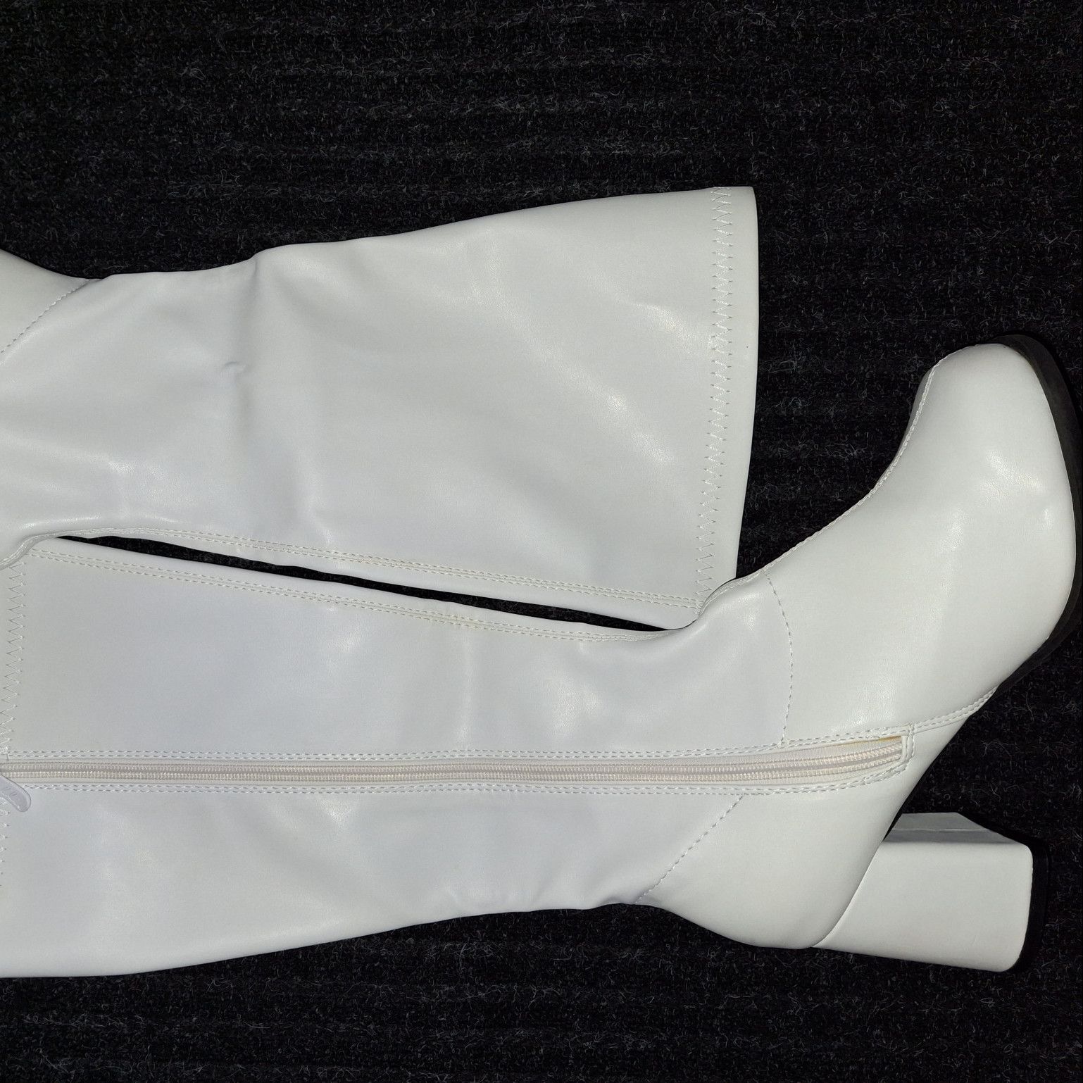 Ellie  3 Gogo Boots White Zipper