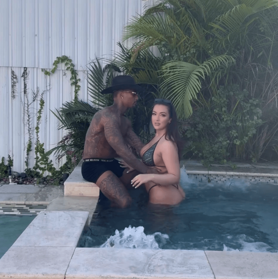 Pool Scene G String Stripper Set