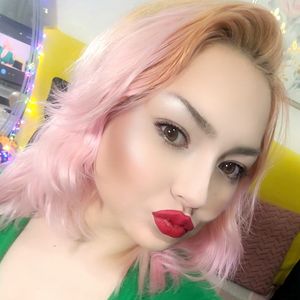 SFW kiss