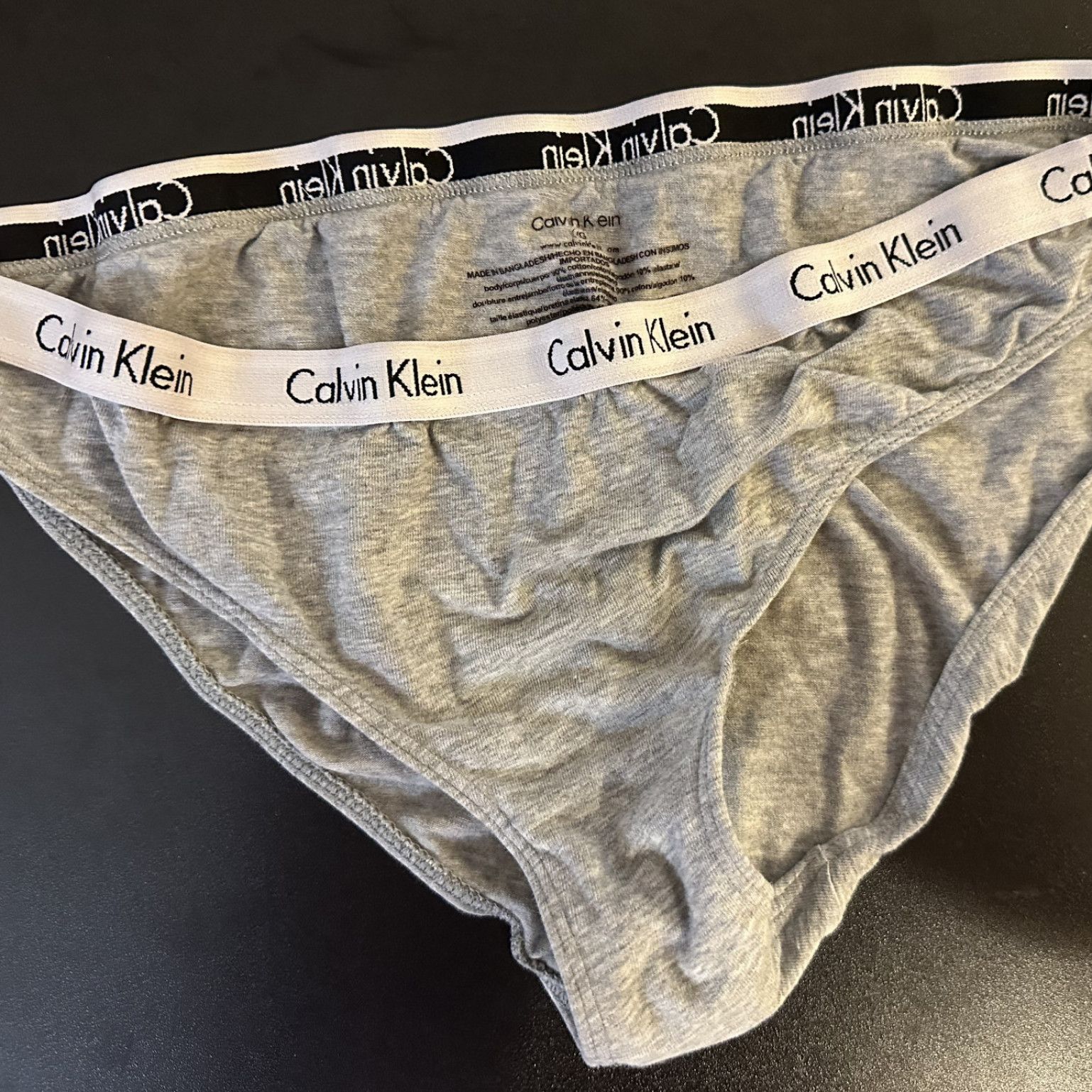 Calvin Klein Size Large Grey