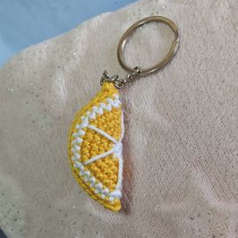 Lemon slice crochet keychain