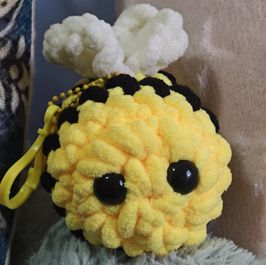 Bee crochet keychain