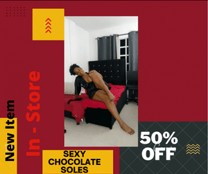 Sexy chocolate soles and long legs ready to you